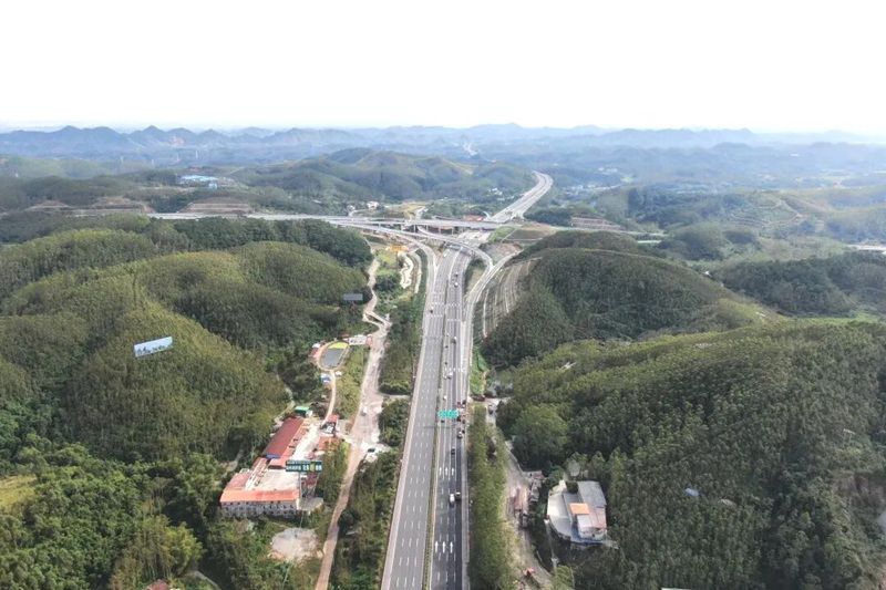 1764129492210726.jpg 640 (1).jpg